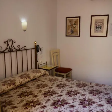 Hotel Don Paula 2*