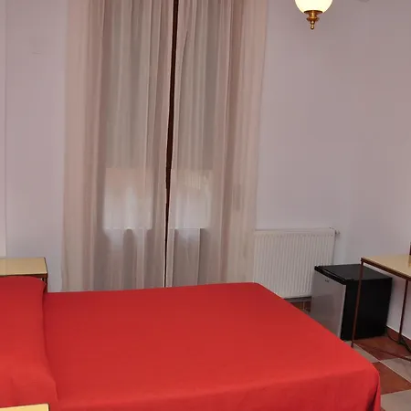 Hotel Don Paula 2*