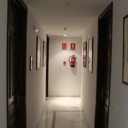 Hotel Don Paula 2*