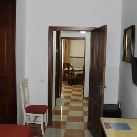 Don Paula Hotel 2*