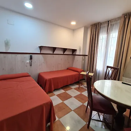 Hotel Don Paula 2*