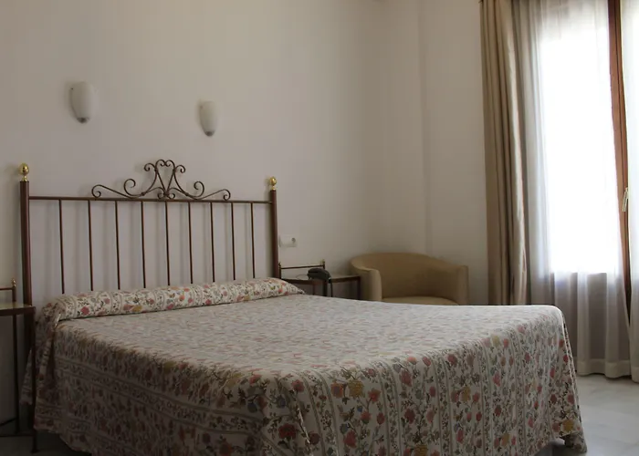 唐宝拉酒店 酒店 2*